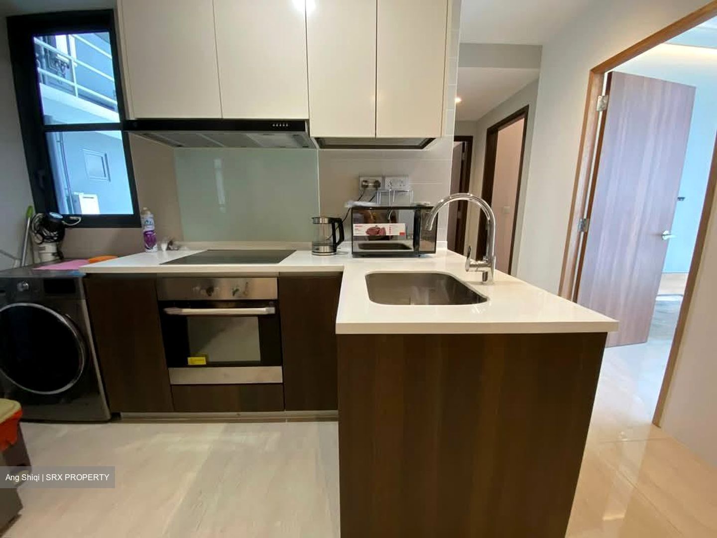 Symphony Suites (D27), Condominium #588509711